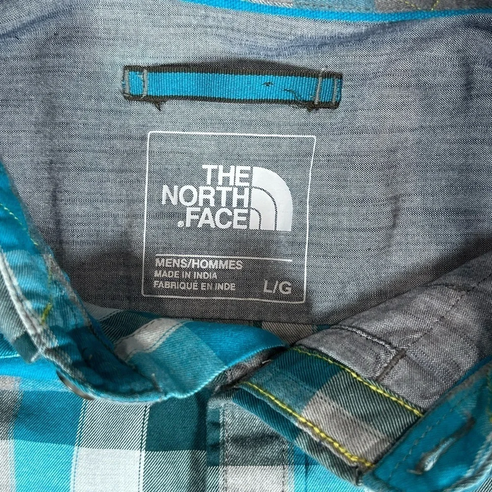 The North Face Size Large Button Front Performance Plaid Gingham Outdoor Shirt